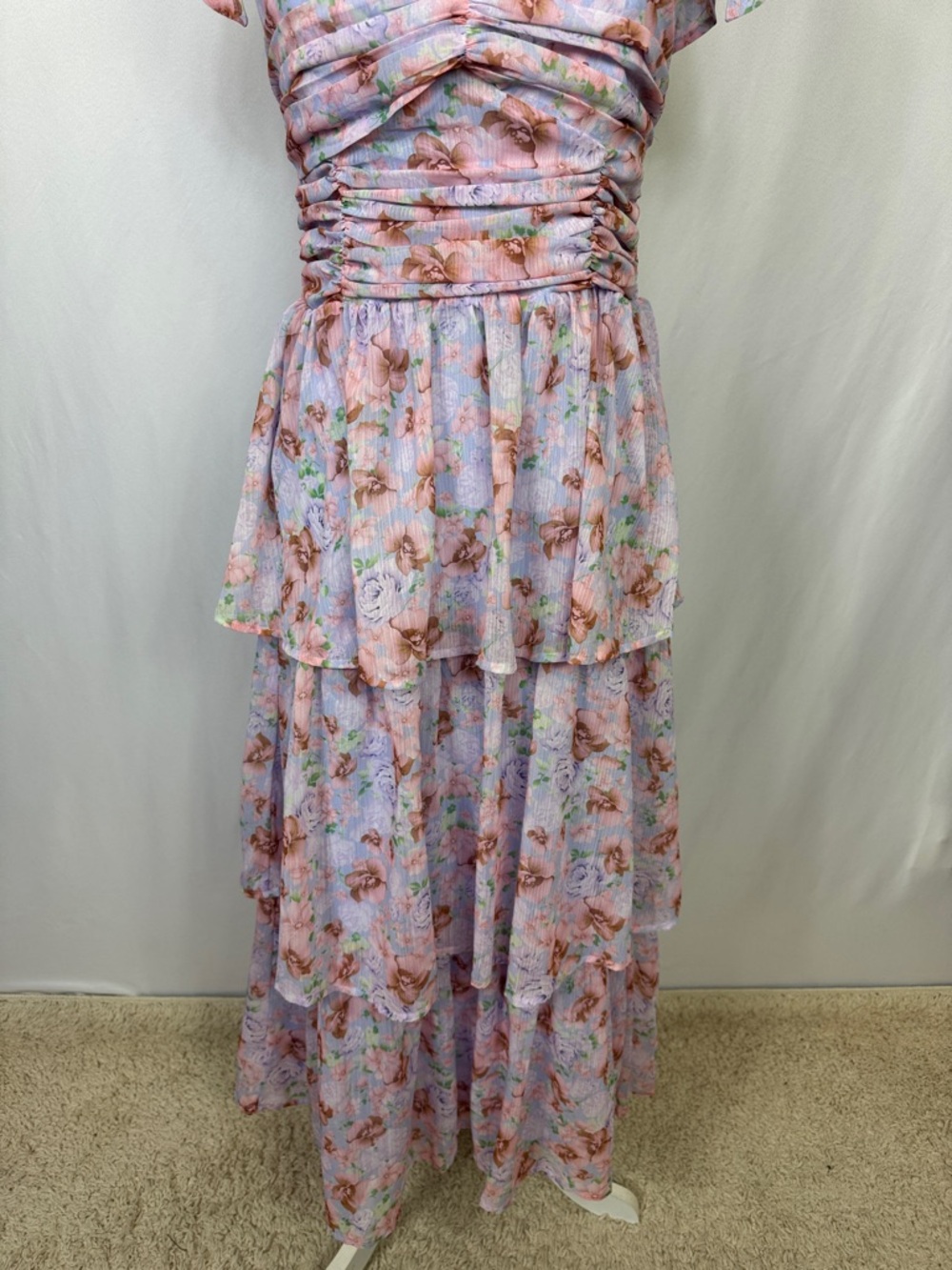 ASTR The Label Tiered Strap Sundress Size Medium Floral Purple New - Picture 7 of 13